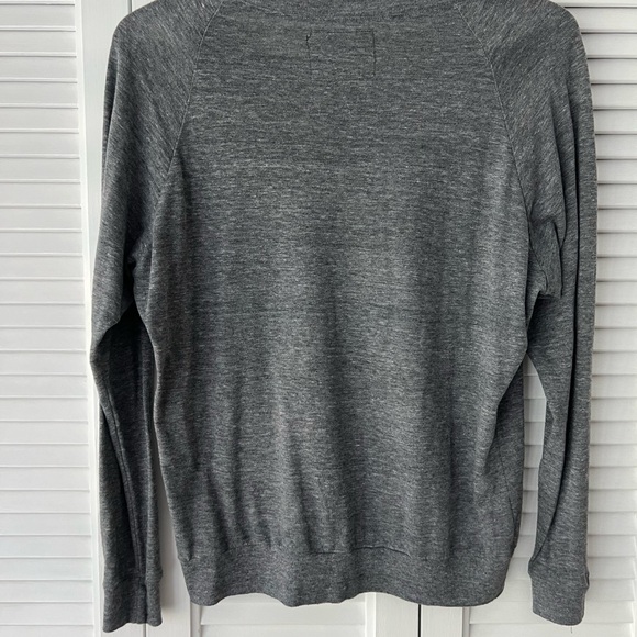 Nation Ltd long sleeve tee, grey, heart, size small - Picture 3 of 7